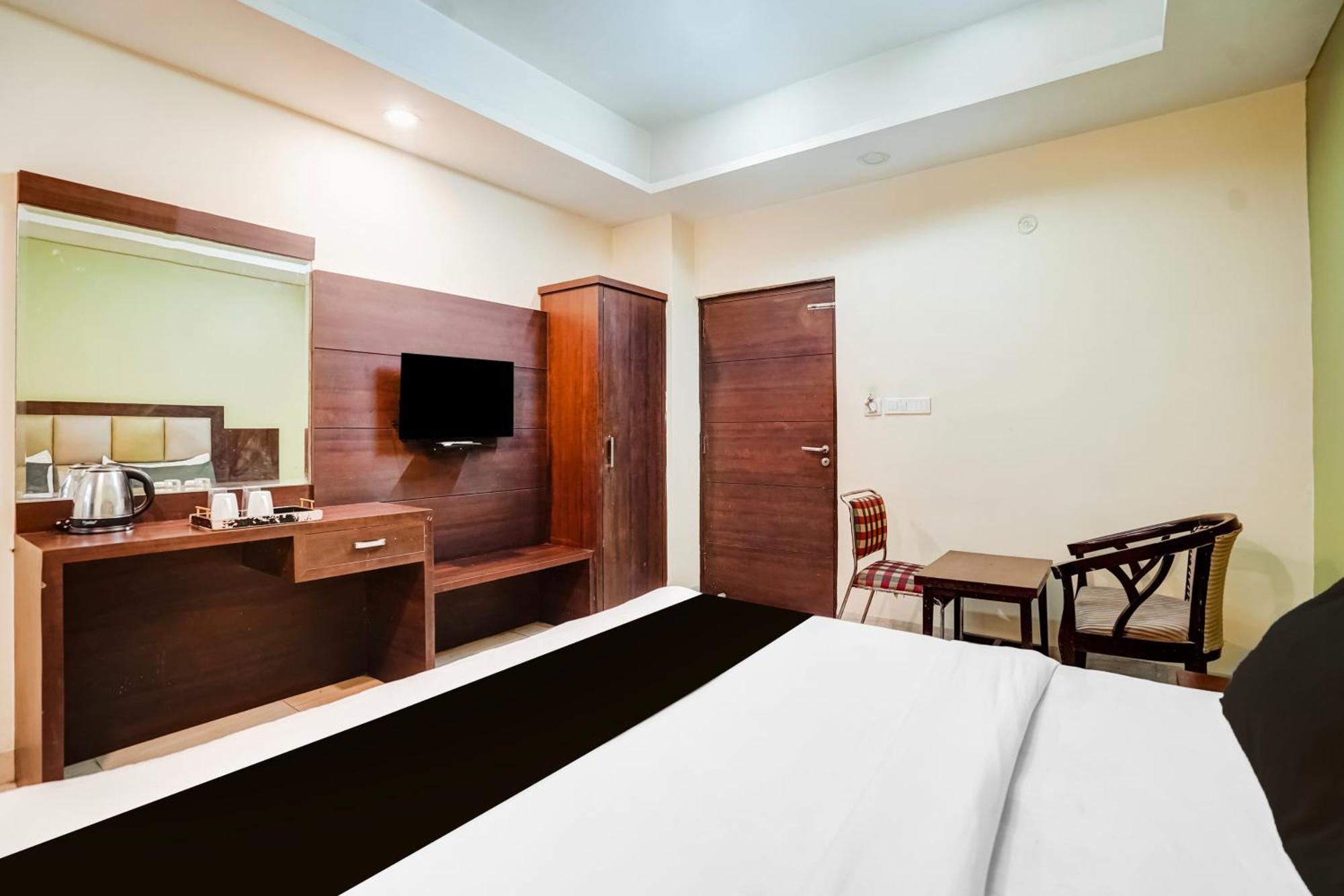 Townhouse Sikar Road Formerly Aroma Hotel Jaipur