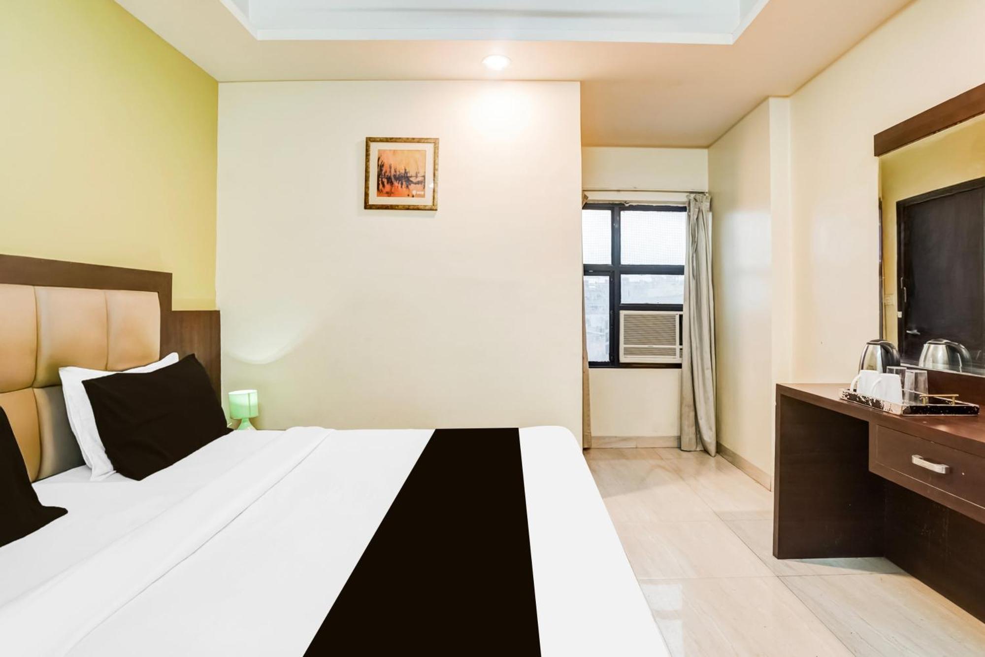 Hotel Townhouse Sikar Road Formerly Aroma